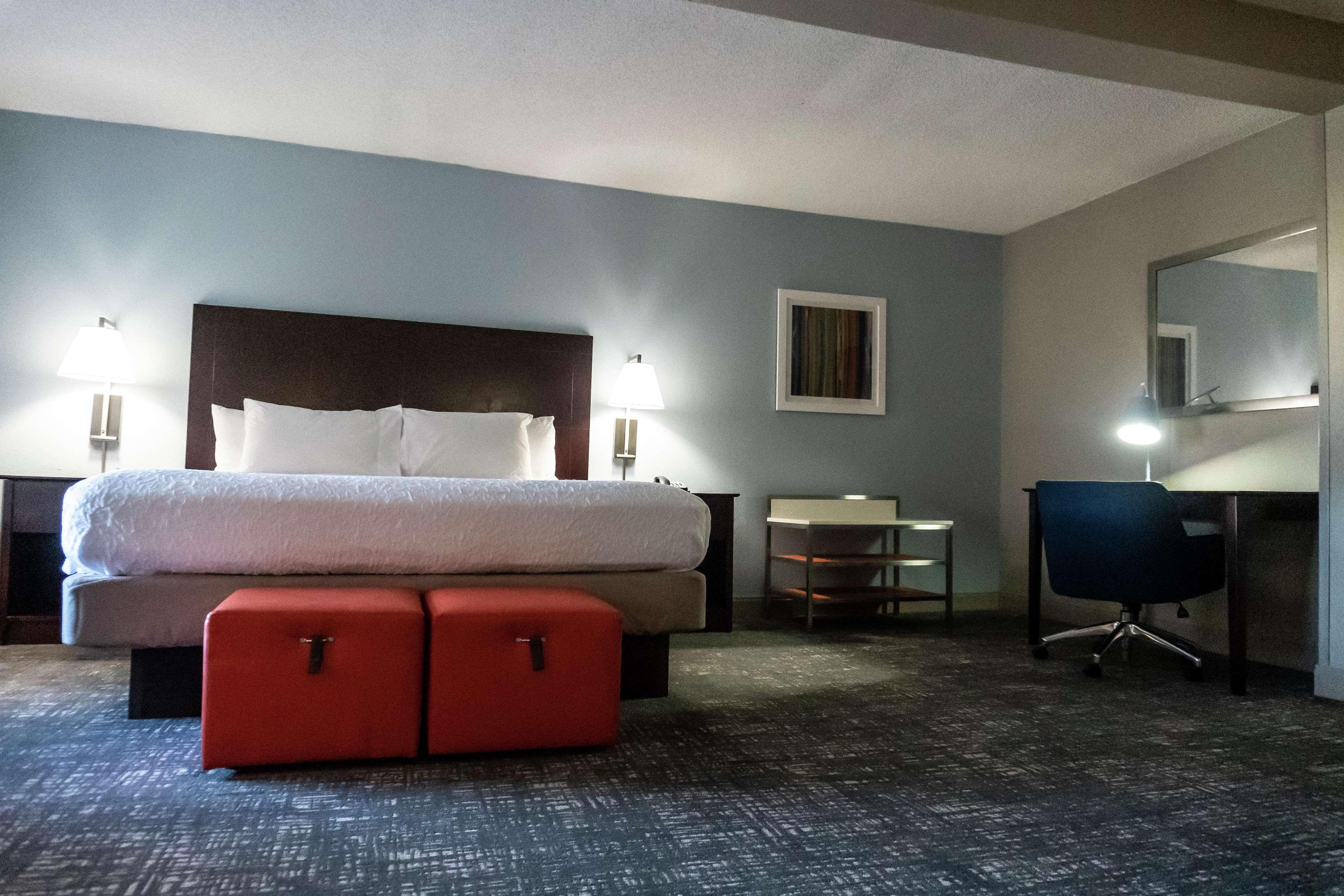 Hotel Hampton 3*
