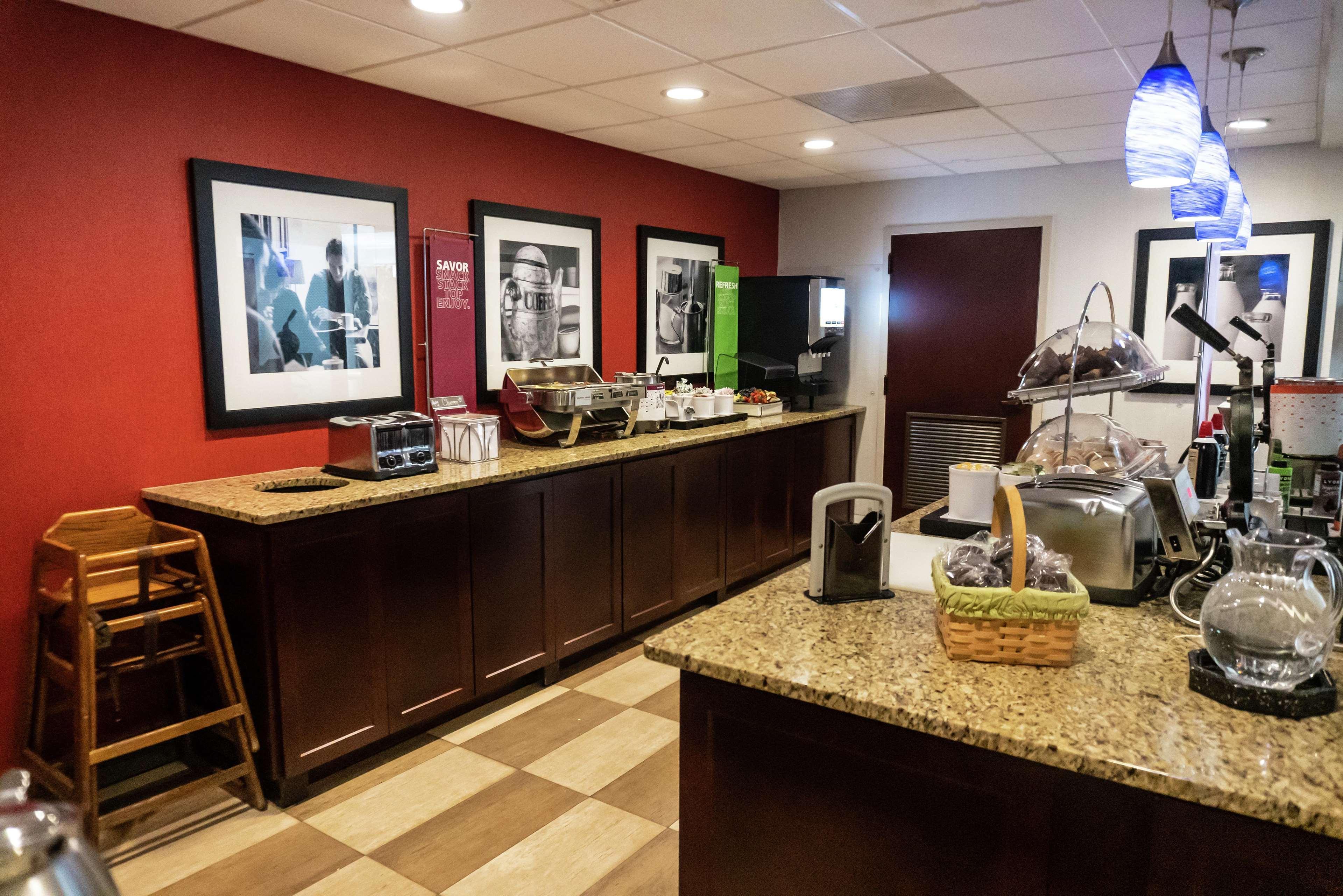 Hotel Hampton